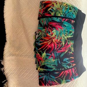 Fabletics lined athletic skirt.
